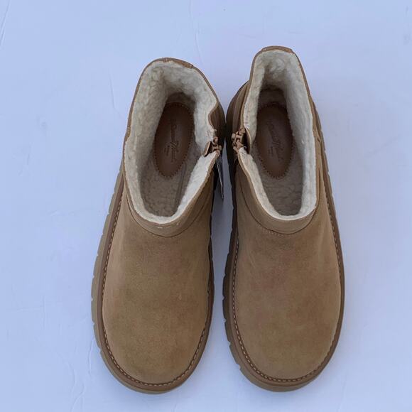 Universal Thread Women's Tan May Suede Booties with Memory Foam Insole NWT - Picture 6 of 7